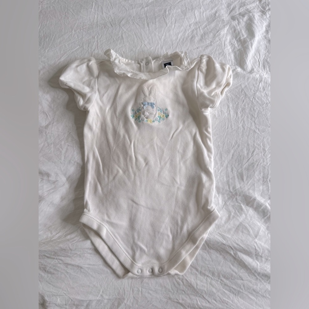 Janie and Jack onesie 6-12
